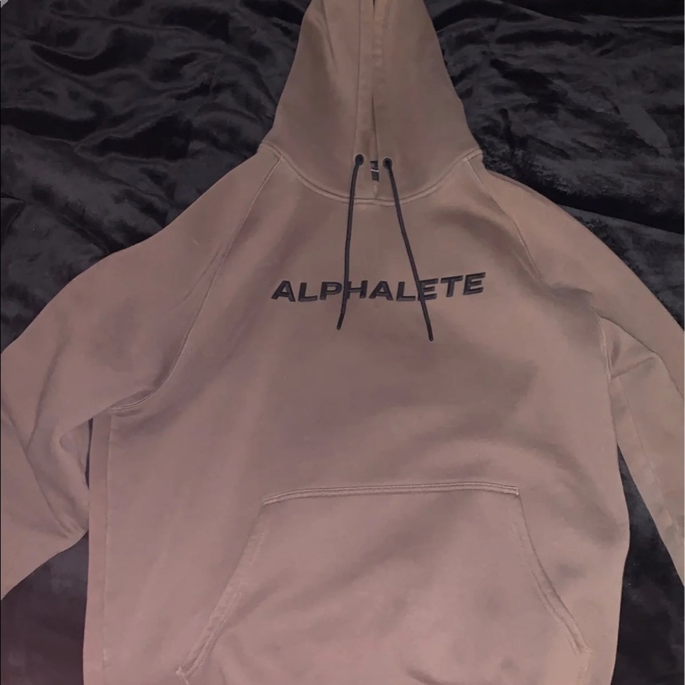2 Alphalete sweatshirts